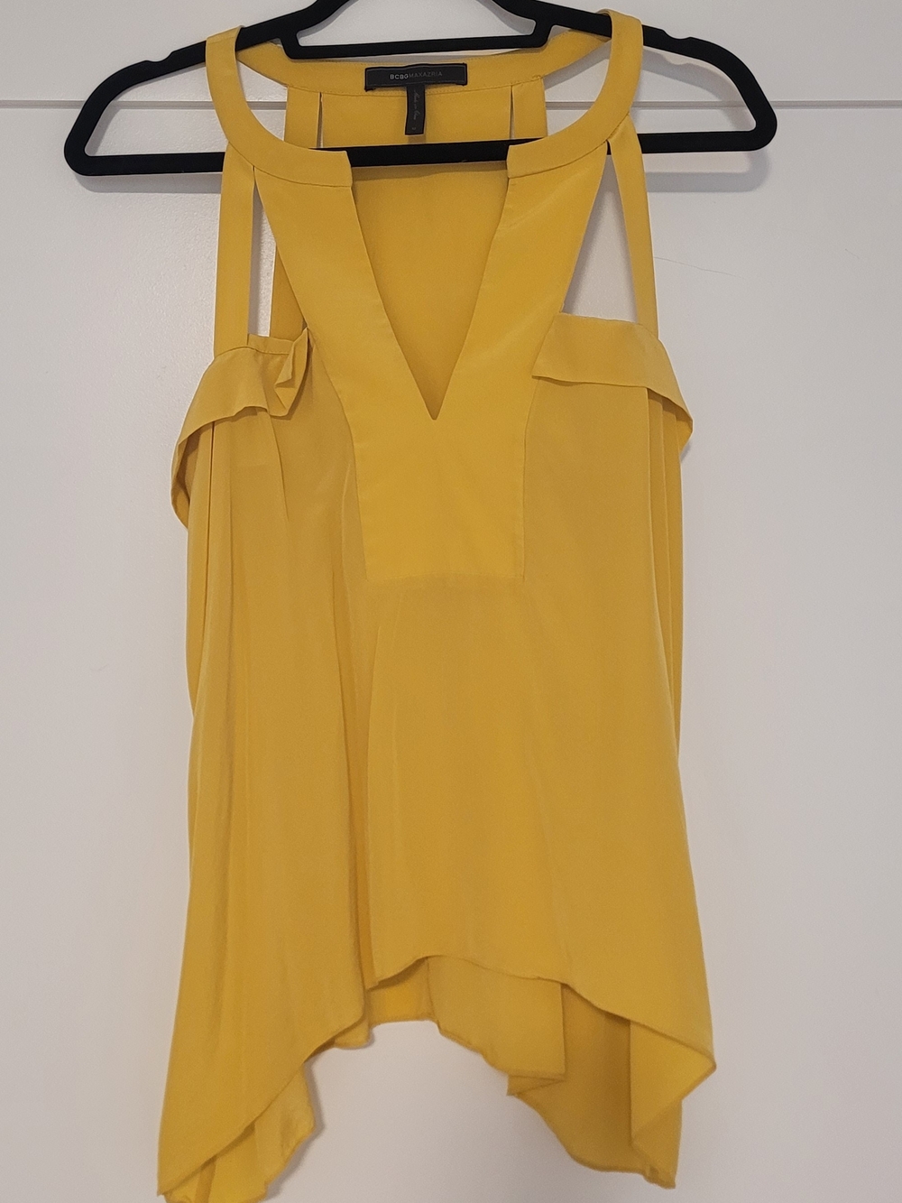 BCBGMAXAZRIA 100% Silk Yellow Draped Top NWOT
